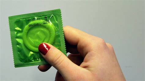 Fellation sans préservatif Trouver une prostituée Rhum